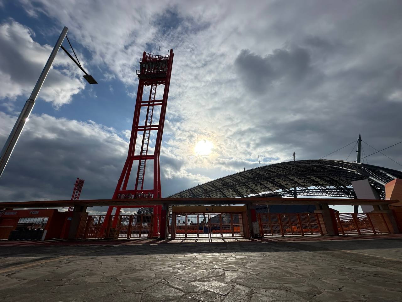 臨近終點的體育場