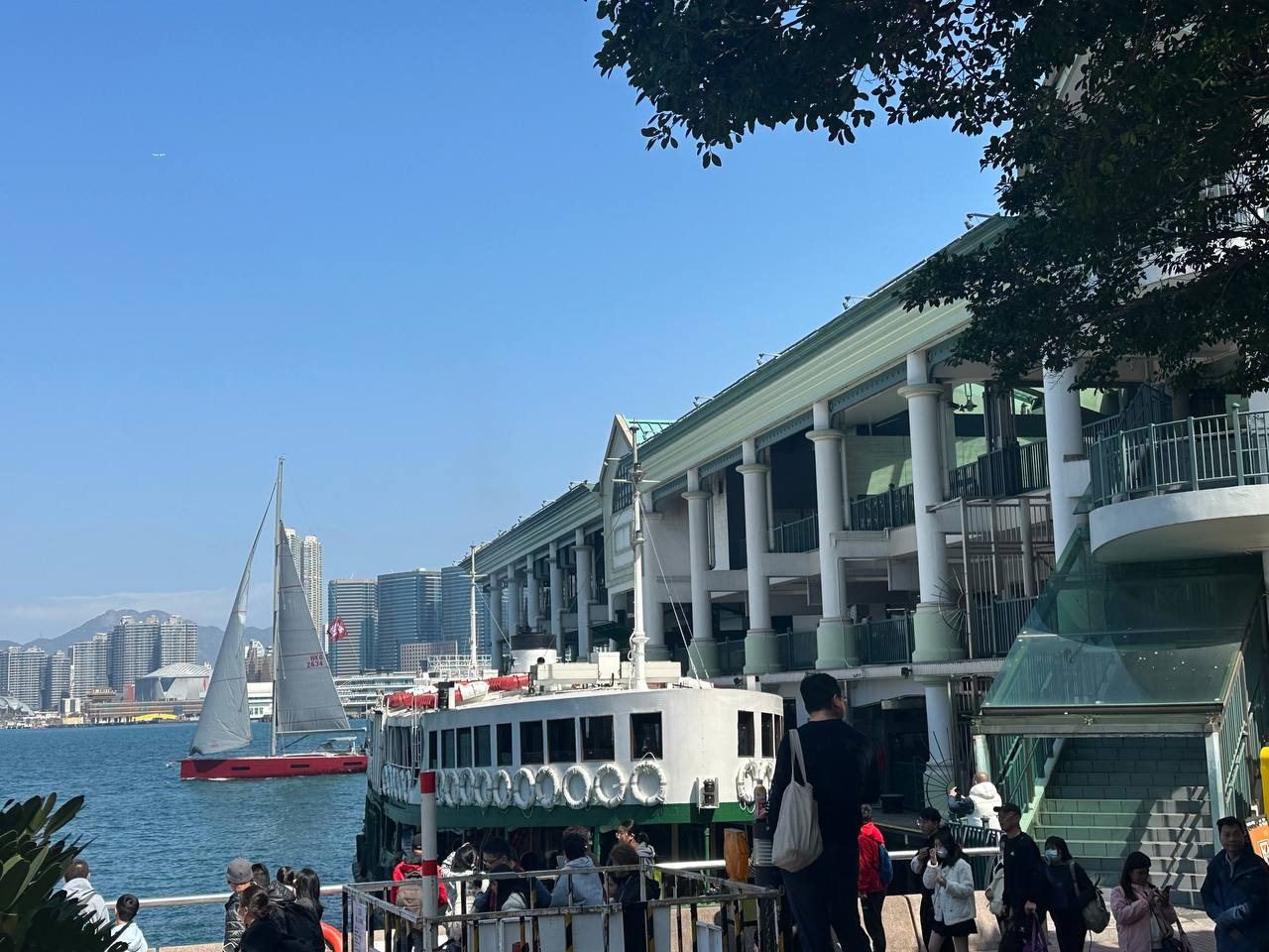 香港