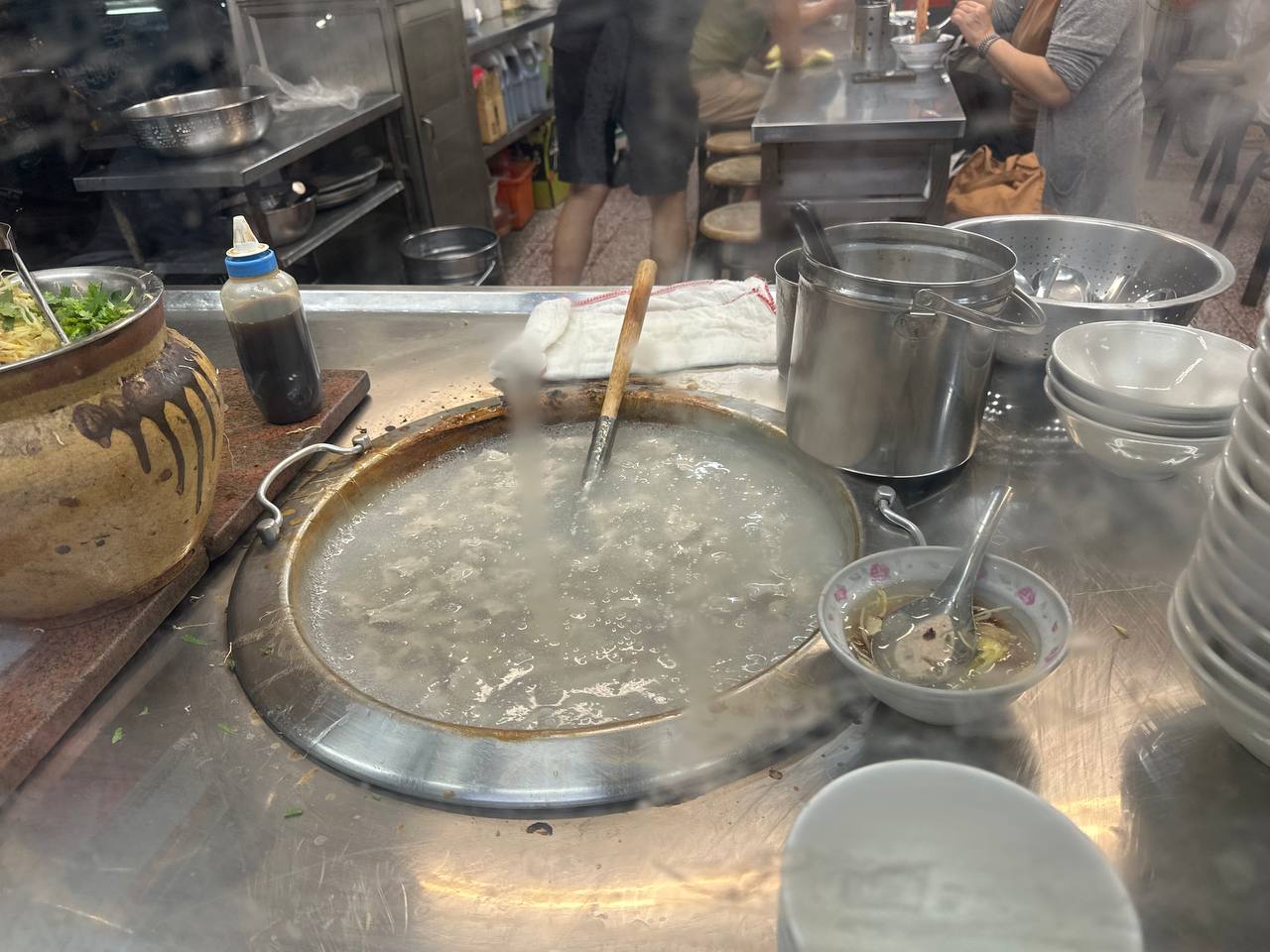 阿鳳浮水虱目魚羹